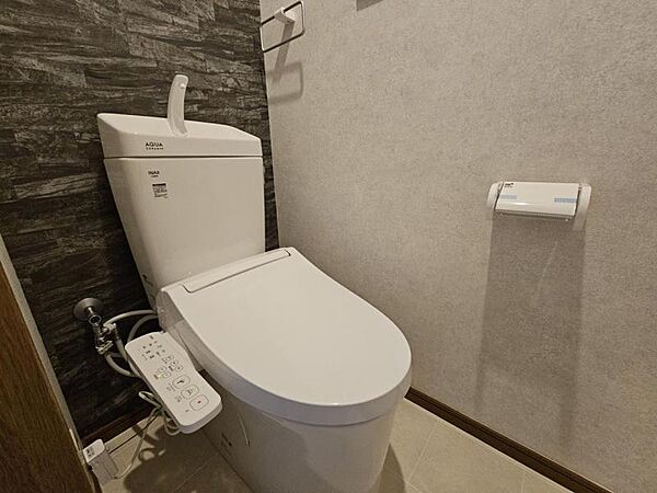 トイレが2ヶ所にあるので複数人でも快適に暮らせます
