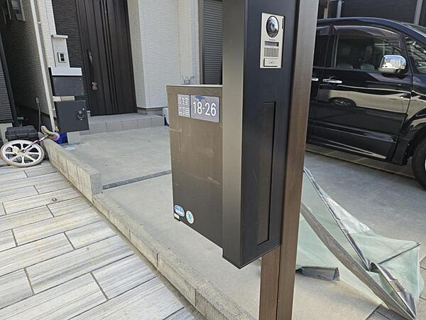 玄関ポストも完備☆