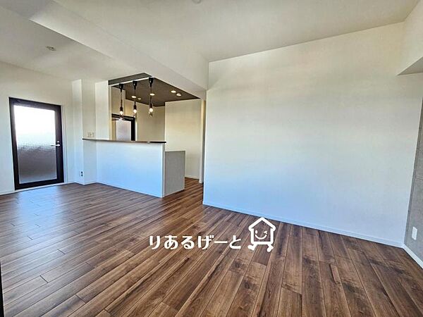 ＬＤＫ14．5帖：リフォーム済みでとても綺麗に仕上がっていますよ
