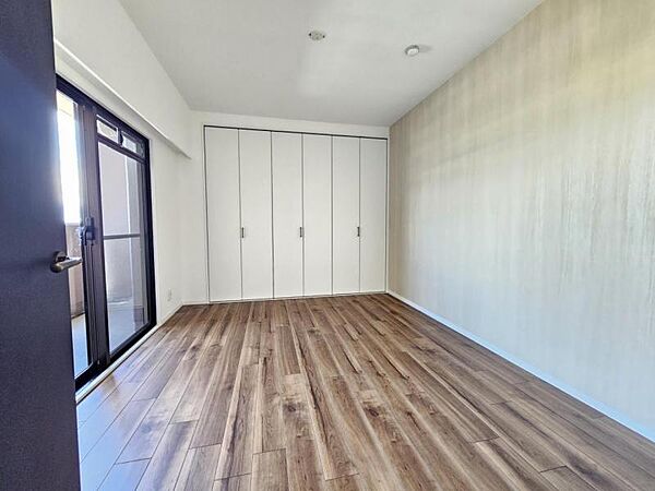 洋室7帖：洋室の中で1番広いので、主寝室としてもおすすめです。