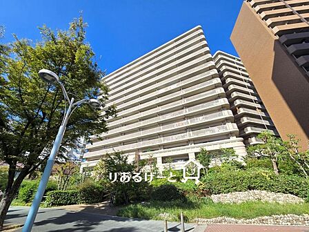 駅徒歩1分の好立地。設備も充実したマンション!