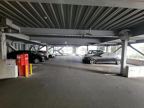 立体式駐車場完備☆