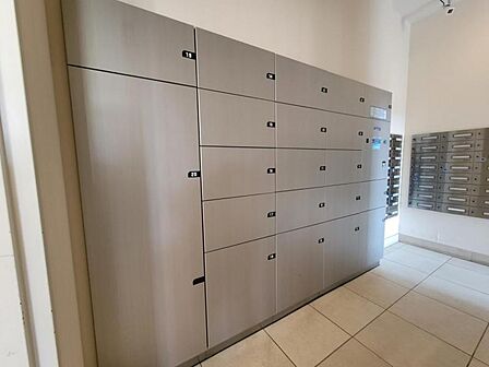 留守の間でも荷物が受け取れる便利な宅配ボックス!