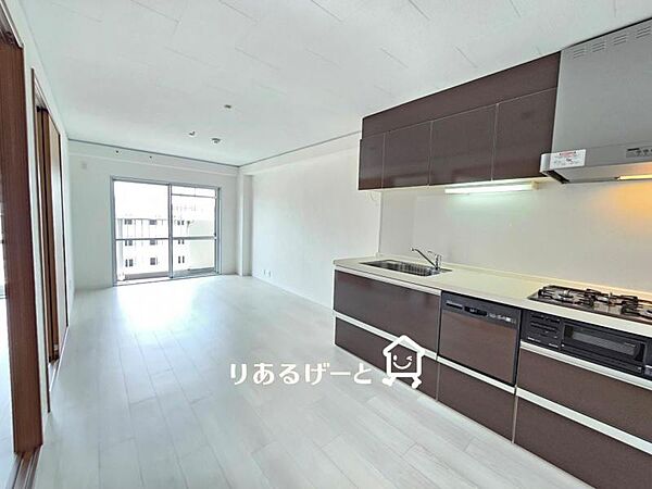 ＬＤＫ10．5帖：リフォーム済みでとても綺麗に仕上がっていますよ♪