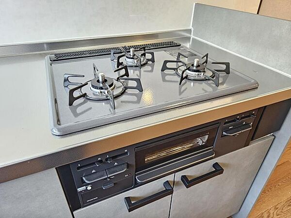 3口コンロでお料理の幅が広がりますね！