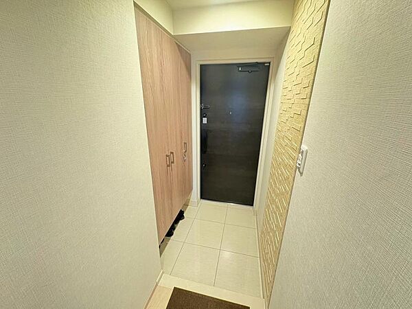 すっきりとした玄関廻りは自分好みにアレンジができます！