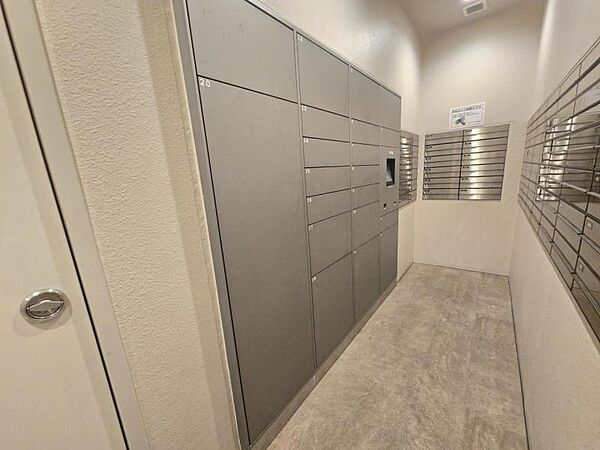 共働き世帯にはうれしい宅配ＢＯＸ完備