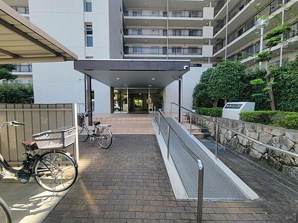しっかりと管理の行き届いたエントランス