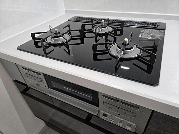 3口コンロでお料理の幅が広がりますね！