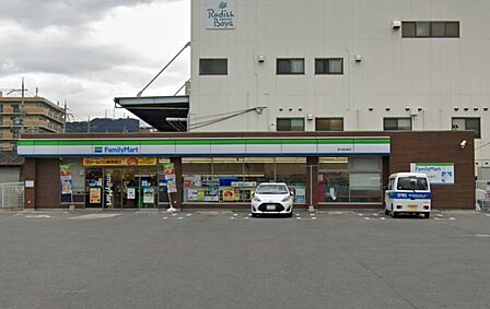 ファミリーマート 東大阪加納店