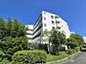 外観：30世帯が集う中規模マンション