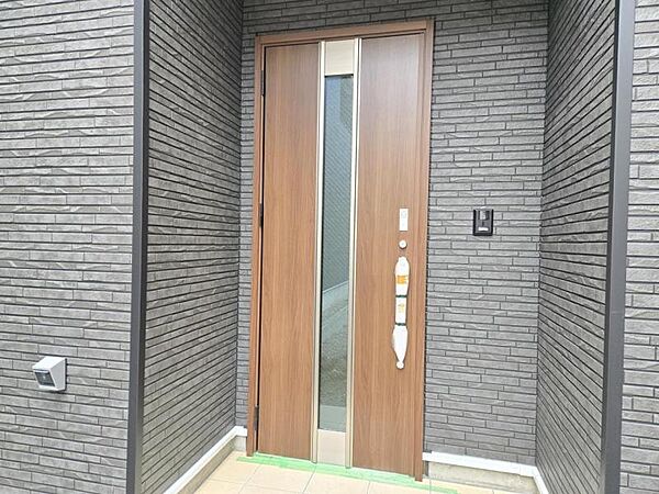 玄関を拡大表示