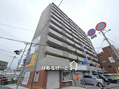 外観：2ＷＡＹアクセスの好立地マンションです。