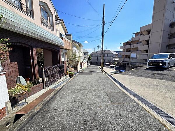 車通りの少ない立地で小さなお子様やご年配の方にも安心！