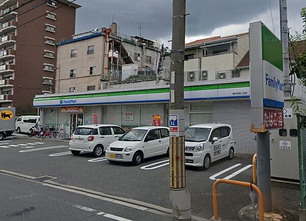 ファミリーマート 東中浜四丁目店