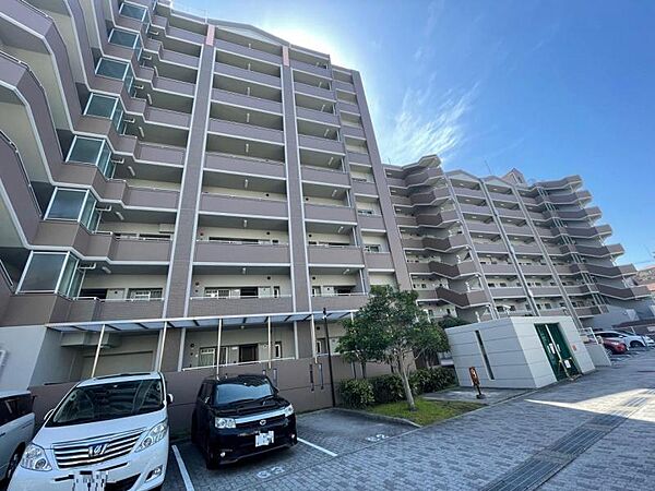 スーパーやホームセンターなど、お買い物施設も充実！