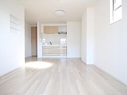 アバンツァート 1階1LDKのリビング/ダイニング