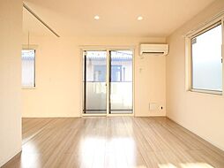 ユグドラシルＣ 3LDKのリビング/ダイニング