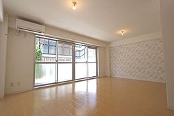 アルデール新城 103 1階ワンルームのリビング/ダイニング