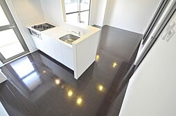 グランシャルム皆実町 203 2階1LDKのリビング/ダイニング