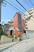 広島駅より徒歩11分 3階 築34年3ヶ月の賃貸物件