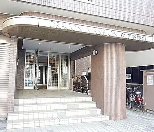 弊社はサービス...