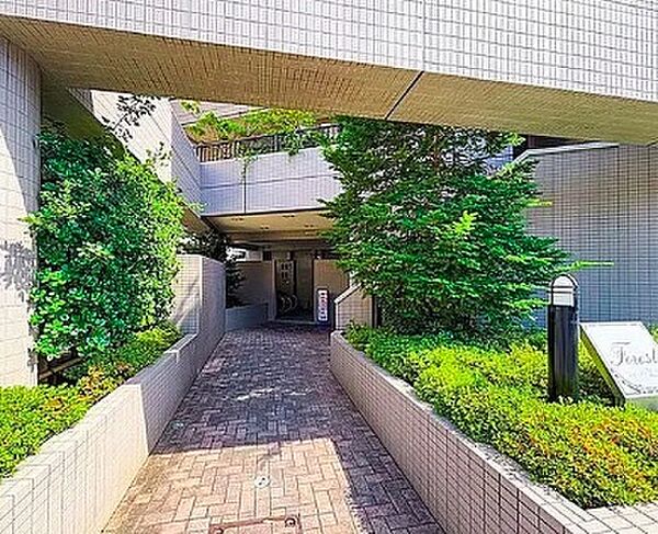 弊社はサービス向上の一環として30分以内のご返信を心掛けております。改善点などお気軽にご相談下さい。