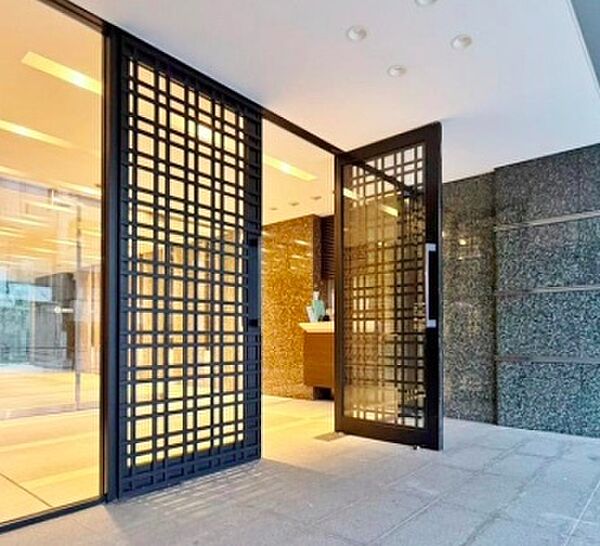 エントランスを拡大表示
