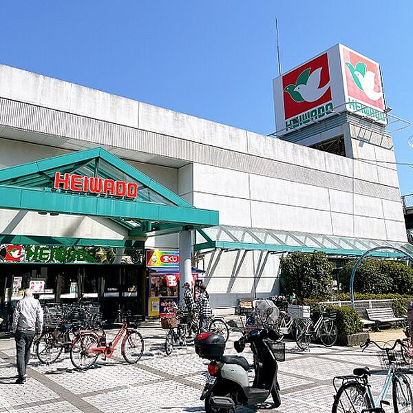 平和堂真砂店（906m）