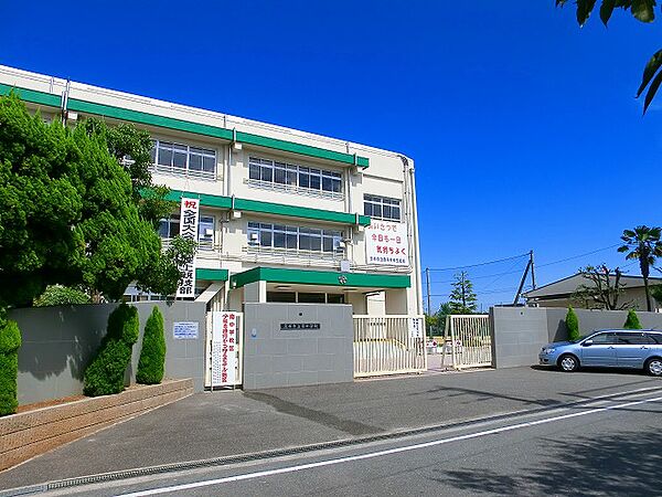 茨木市立南中学校（1169m）
