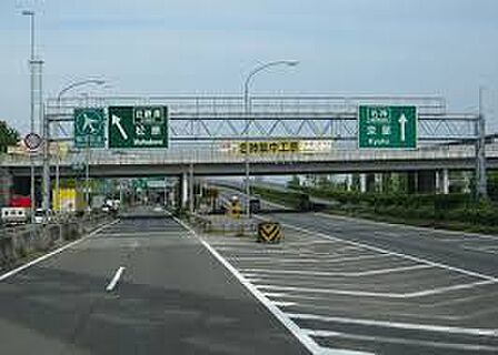 近畿自動車道 吹田IC 下り 入口(786m)