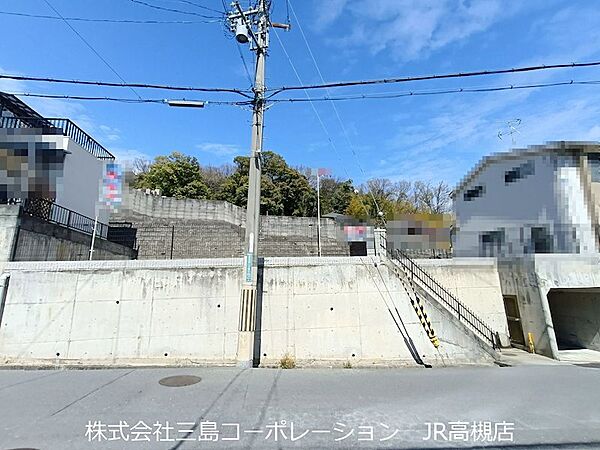 外観：327002221662