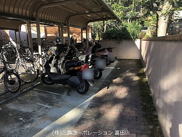 バイク置場