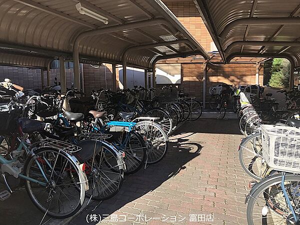 駐輪場