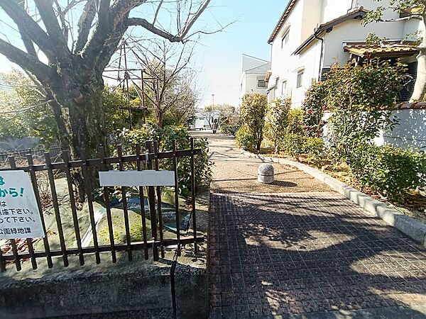 北春日丘1丁目緑地（1149m）