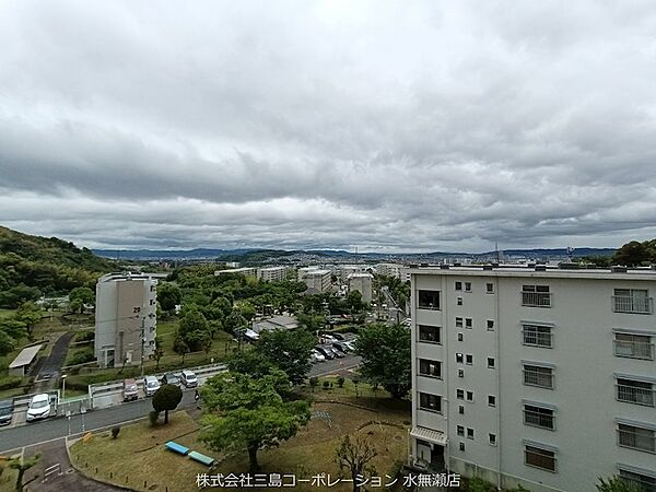 上階に住戸なし