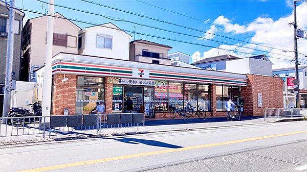 セブンイレブン 高槻栄町店（206m）
