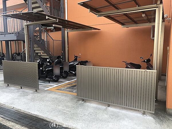 バイク置場