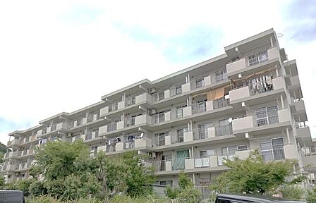 緑豊かな住環境 、1階部分の物件です