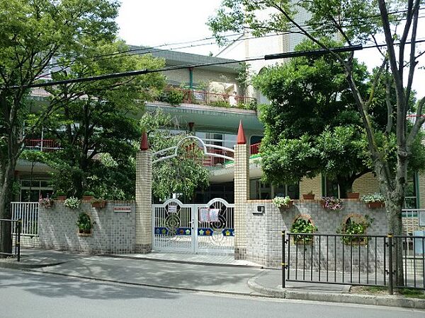 郡山敬愛幼稚園（388m）