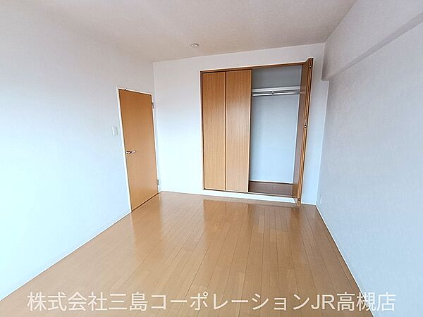 ■洋室（約6帖）/クローゼット有