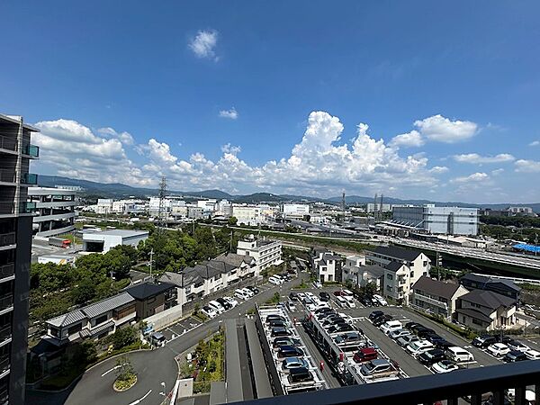 北側共用廊下より