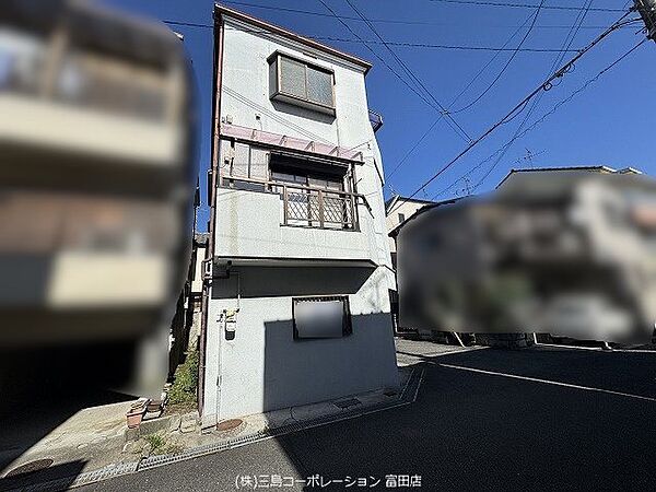 現地