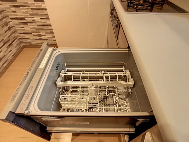 食洗器で洗い物の手間が省けます。