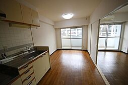 グランピア中央 4階1LDKのリビング/ダイニング