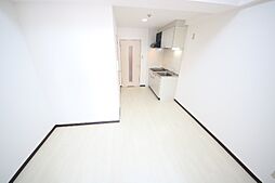 エレガンスレイヴ 3階1DKのリビング/ダイニング