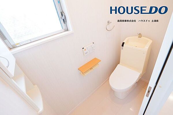 現代には欠かせない温水洗浄便座です♪トイレは1階・2階ともにございます！