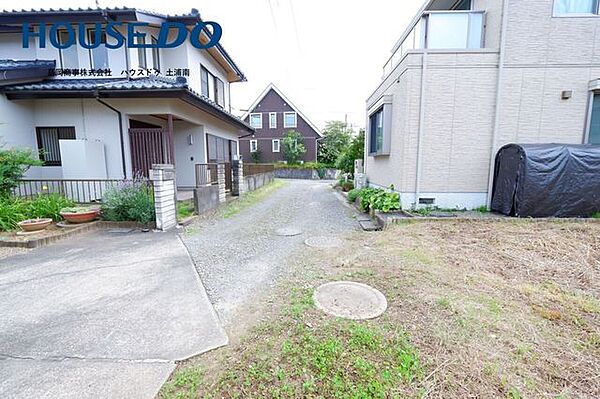 南東側約4.0ｍの私道に接道しています。（持ち分1/4あり）
