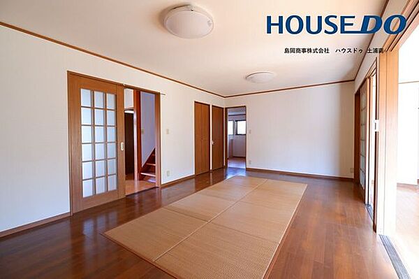 洋室を拡大表示