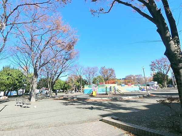 南河原公園（560m）